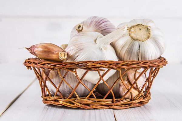 Bawang (Garlic Whole)